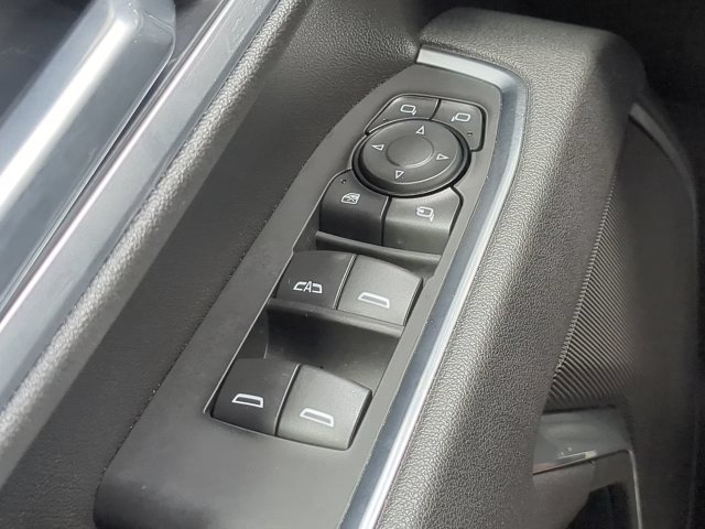 Used 2025 Chevrolet Silverado 2500 LT w/ Z71 Chrome Sport Edition AWD/4WD image 28