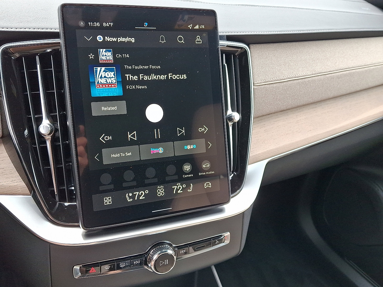 New 2026 Volvo XC90 B6 Plus w/ Protection Package Premier image 9
