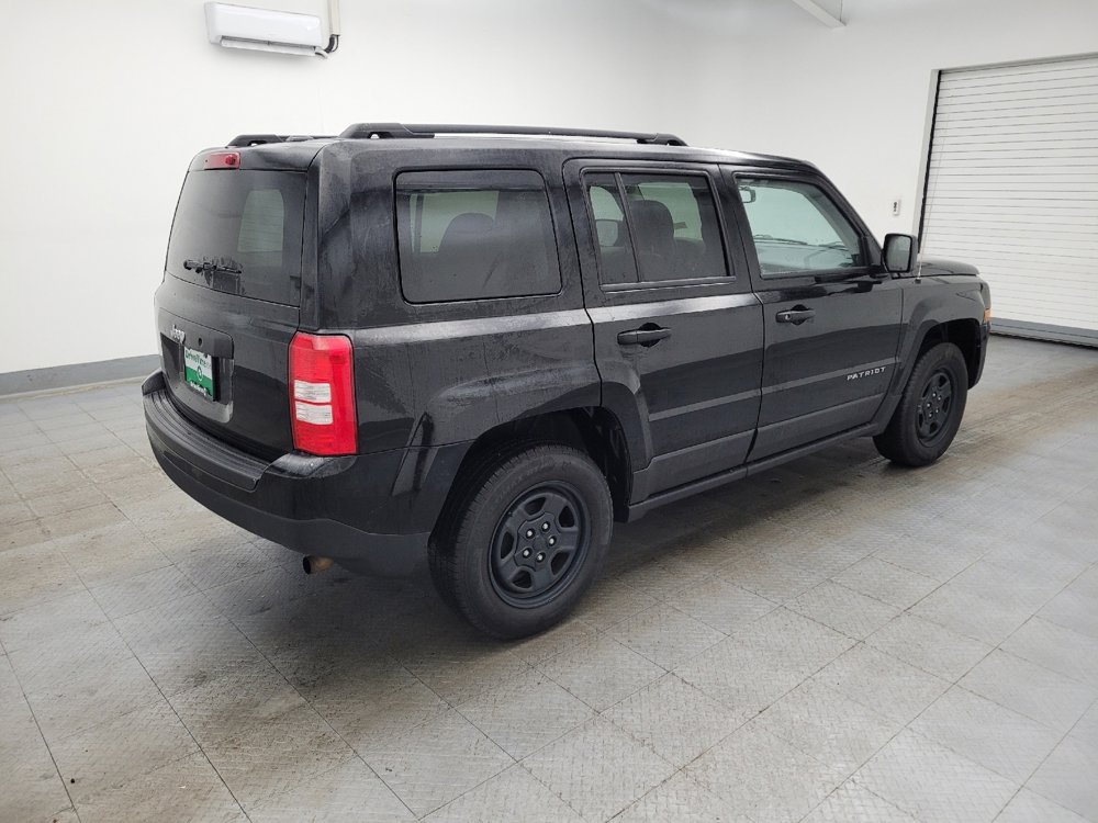Used 2016 Jeep Patriot Sport image 10