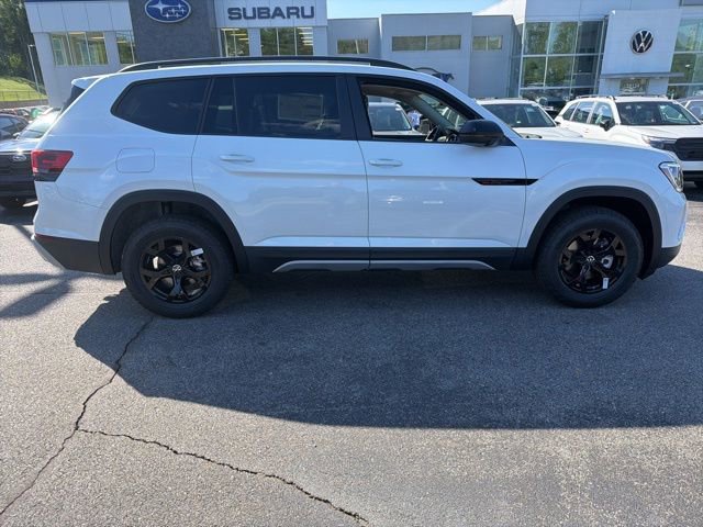 New 2026 Volkswagen Atlas Peak Edition AWD/4WD image 1