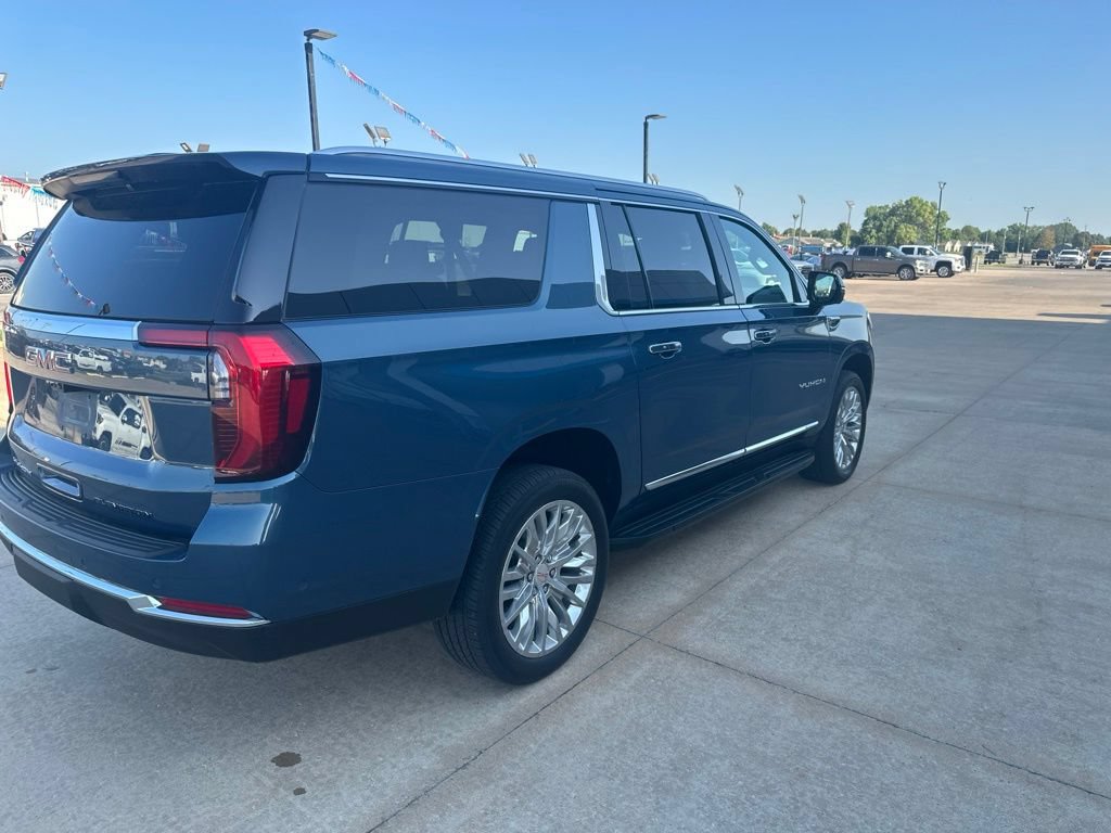 Used 2025 GMC Yukon XL Elevation w/ Technology Package AWD/4WD image 35