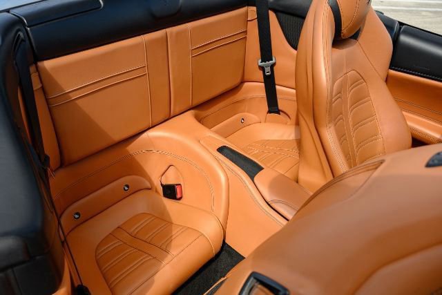 Used 2015 Ferrari California T RWD image 15