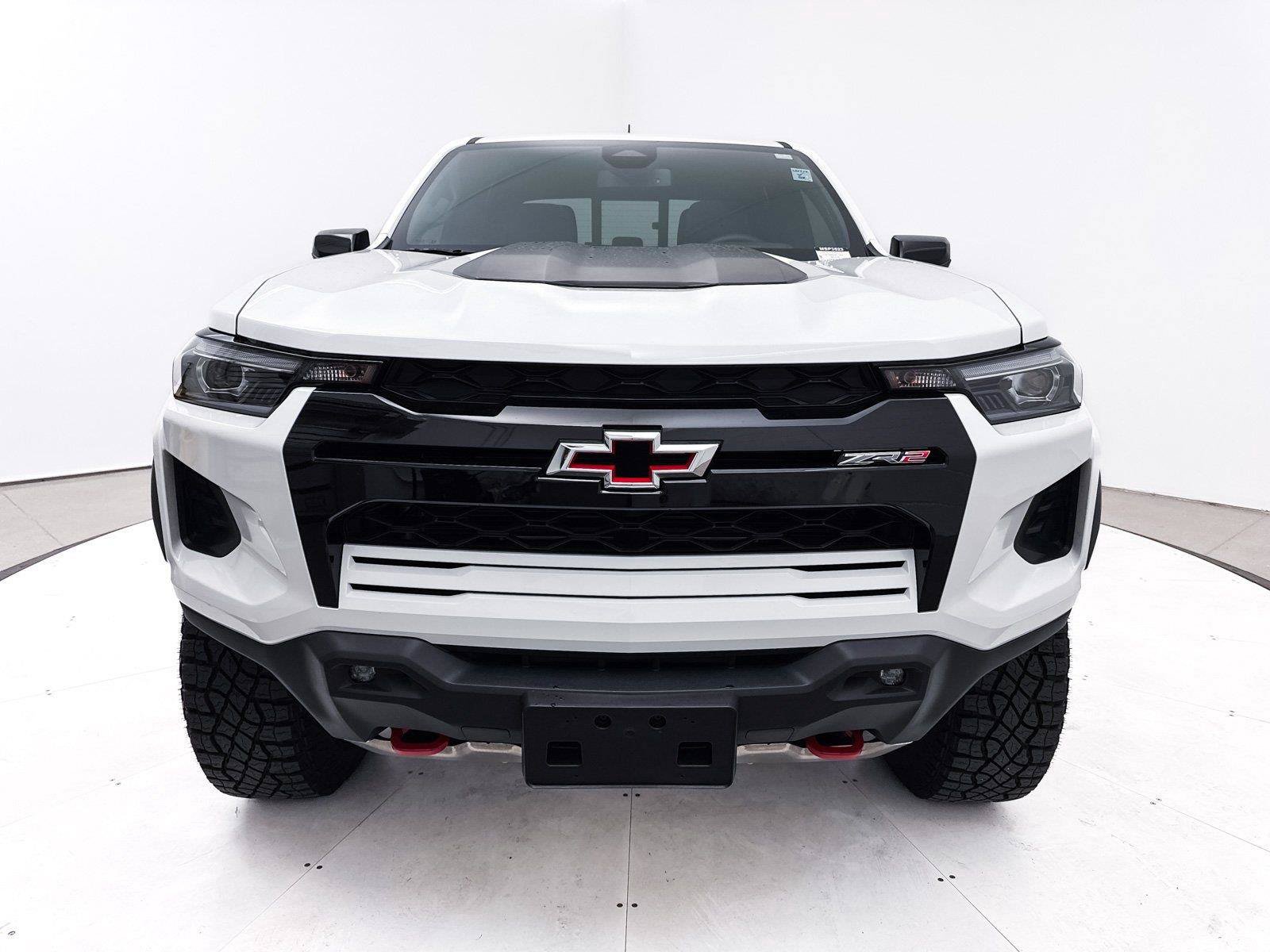 Used 2024 Chevrolet Colorado ZR2 AWD/4WD image 12