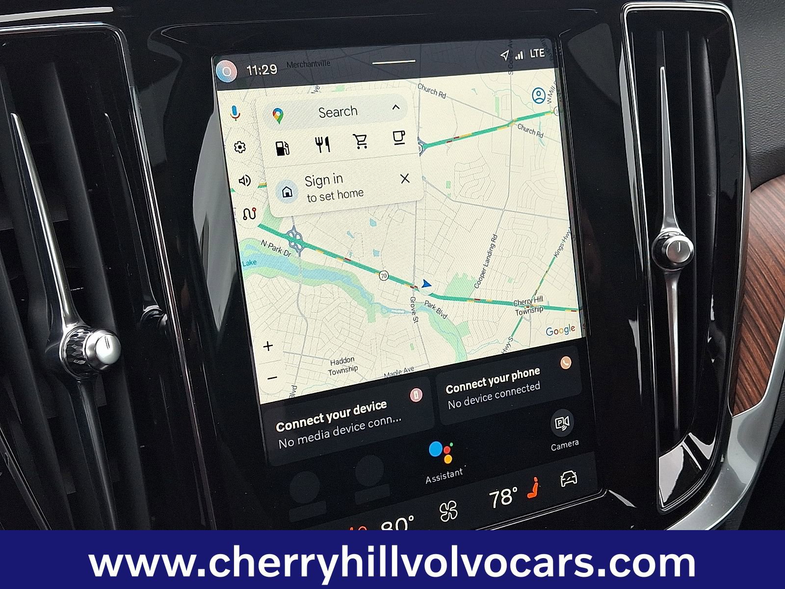 Certified 2025 Volvo S60 B5 Plus image 18