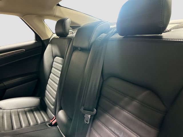 Used 2017 Ford Fusion SE w/ Fusion SE Technology Package FWD image 23