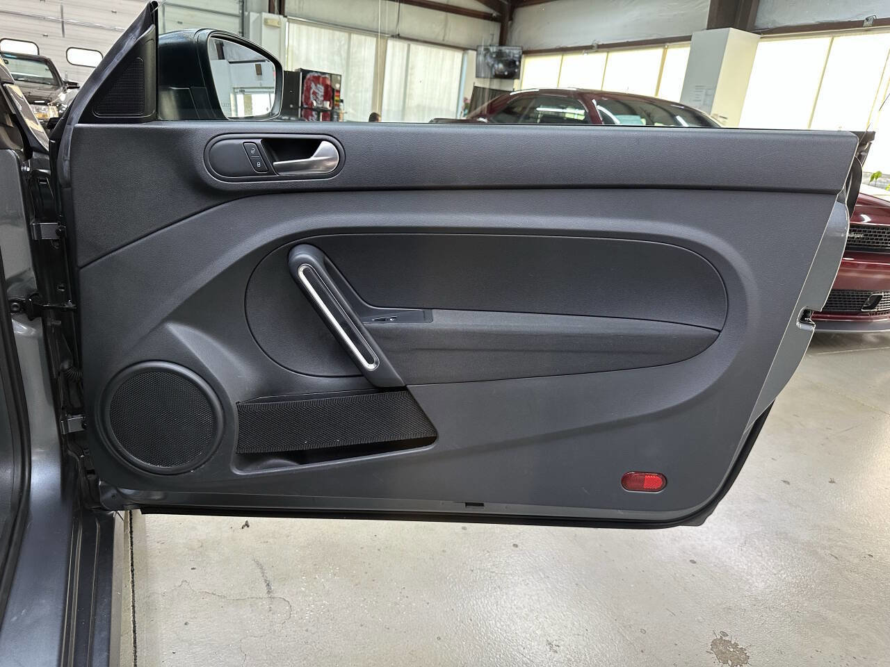 Used 2012 Volkswagen Beetle 2.5 image 14