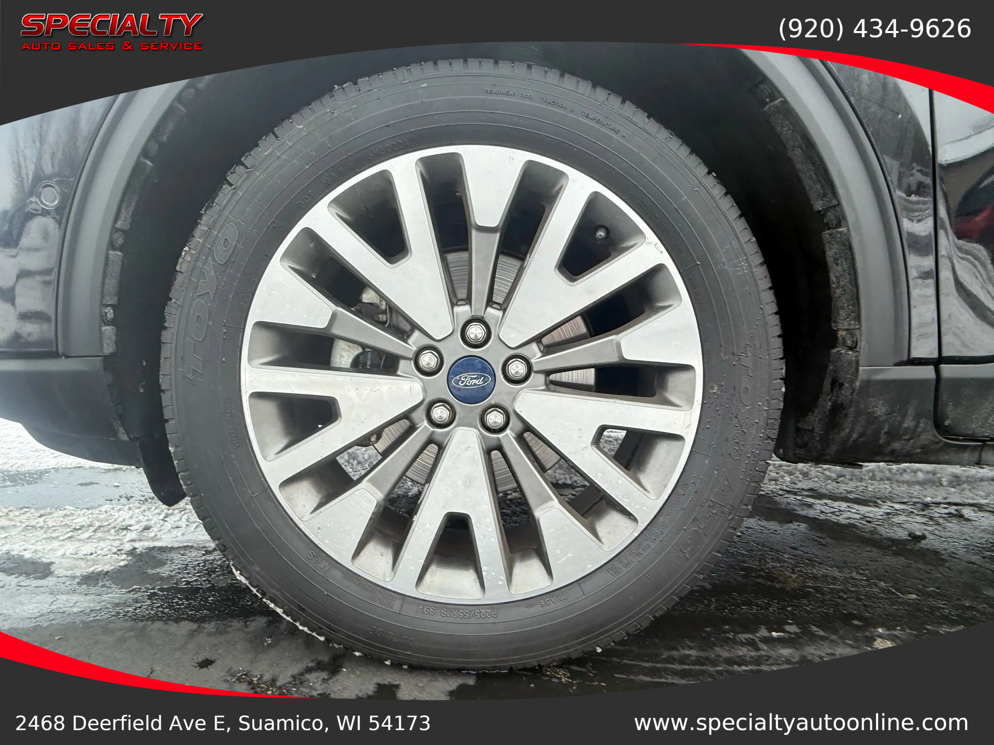 Used 2021 Ford Escape Titanium image 39