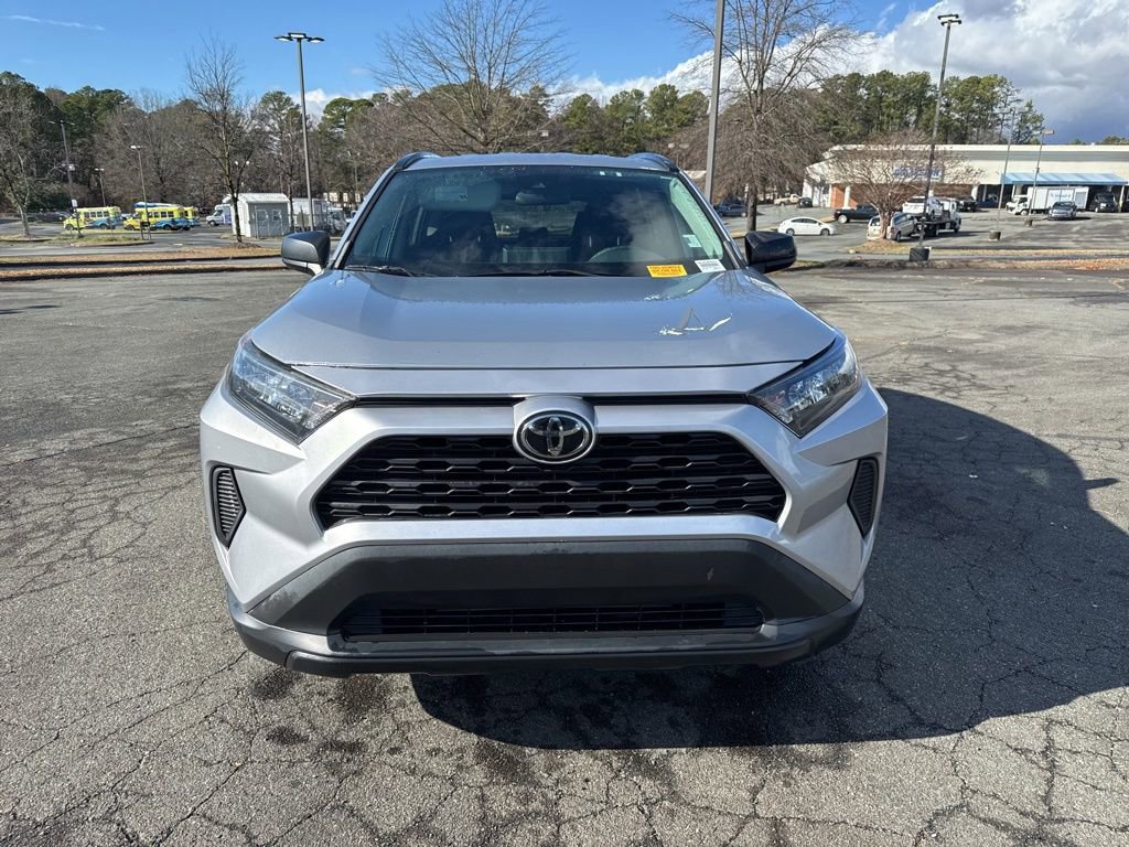 Used 2021 Toyota RAV4 LE image 27