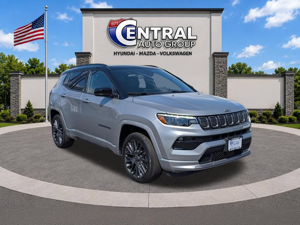 Used 2022 Jeep Compass High Altitude AWD/4WD video 1