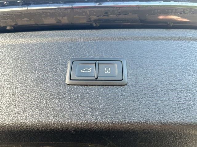 Used 2020 Audi Q5 2.0T Premium Plus w/ Premium Plus Package image 34
