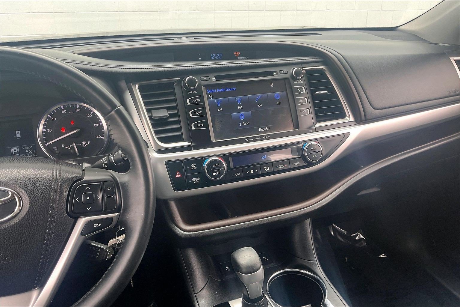 Used 2016 Toyota Highlander Plus image 7