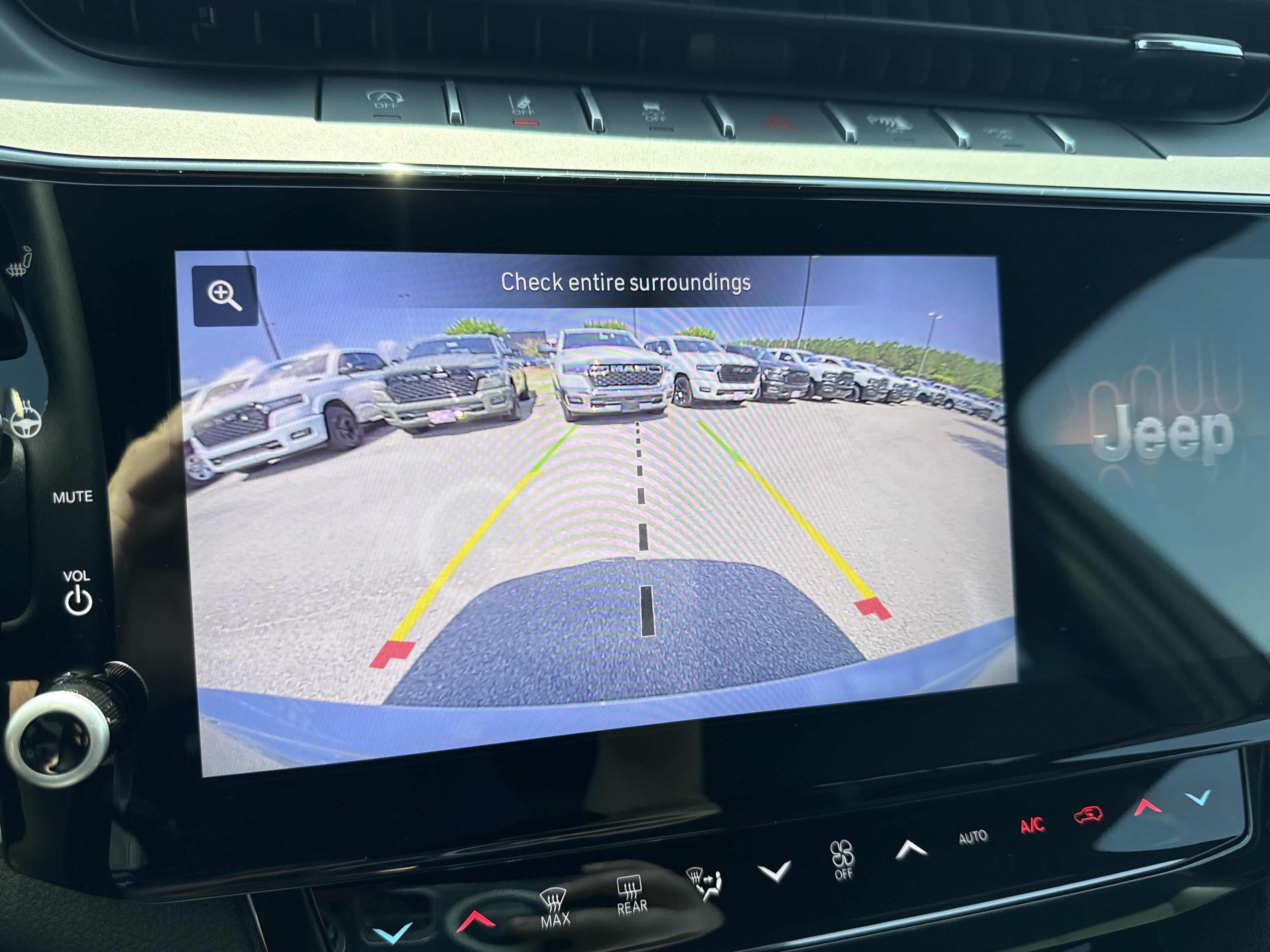 New 2026 Jeep Grand Cherokee Altitude RWD image 30