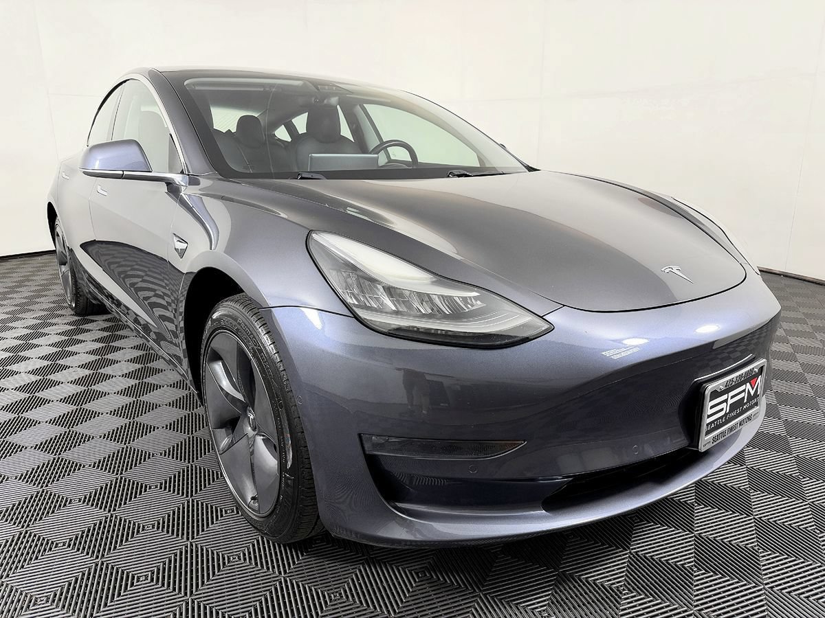 Used 2018 Tesla Model 3 Long Range RWD image 5
