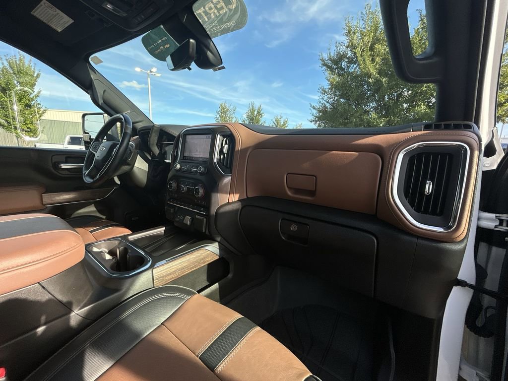 Certified 2023 Chevrolet Silverado 2500 High Country w/ Technology Package image 32