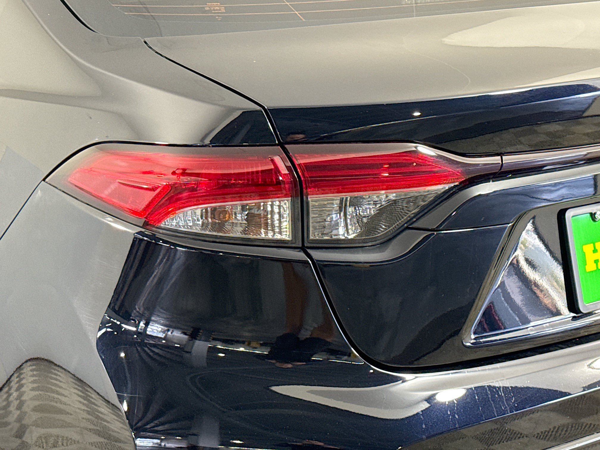 Used 2025 Toyota Corolla FX w/ Convenience Package FWD image 36