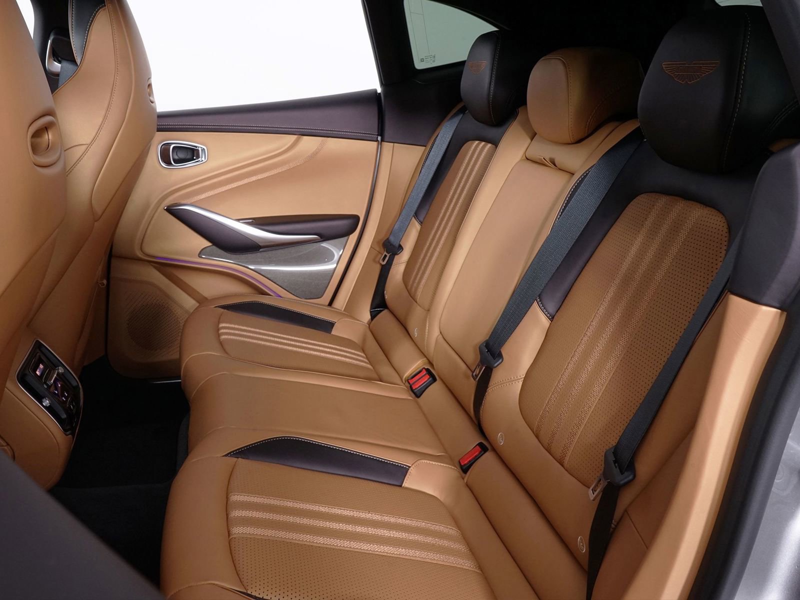 New 2026 Aston Martin DBX 707 AWD/4WD image 21