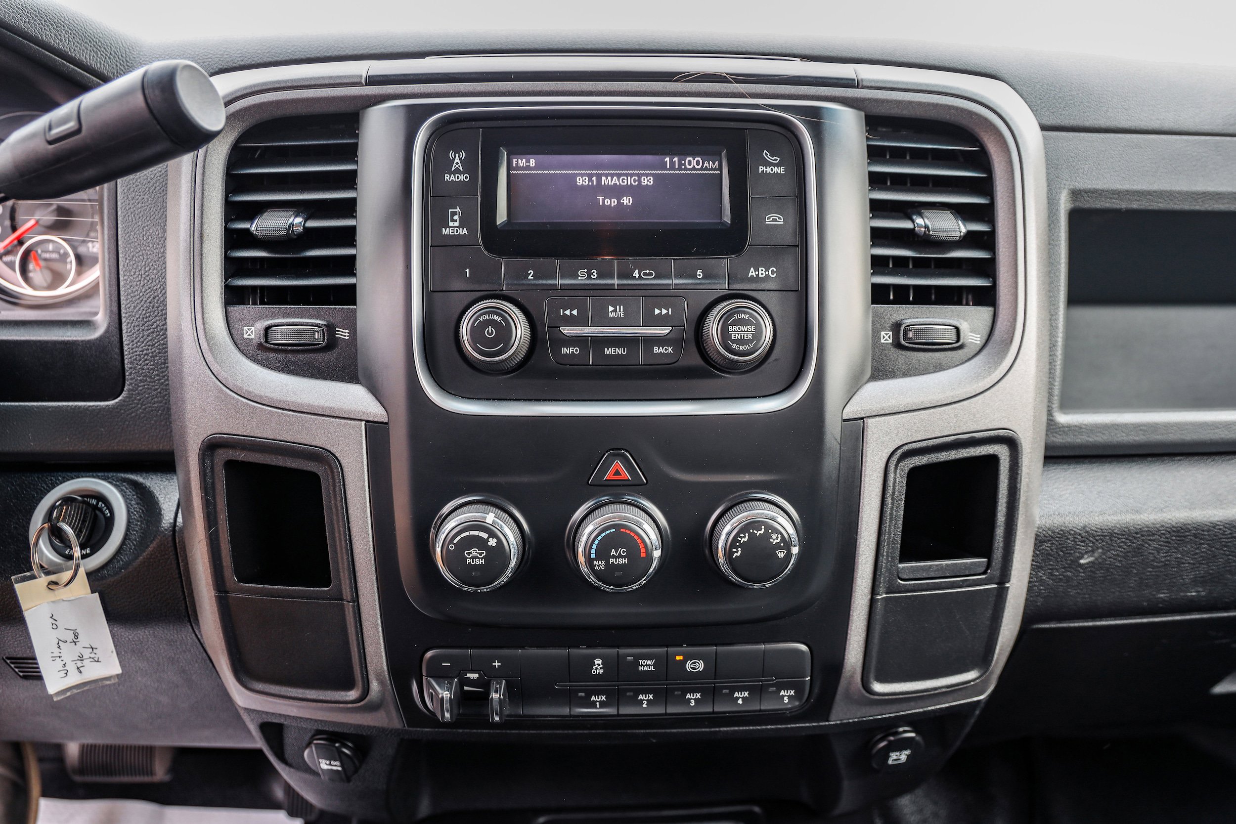 Used 2017 RAM 3500 Tradesman w/ Chrome Appearance Group AWD/4WD image 11