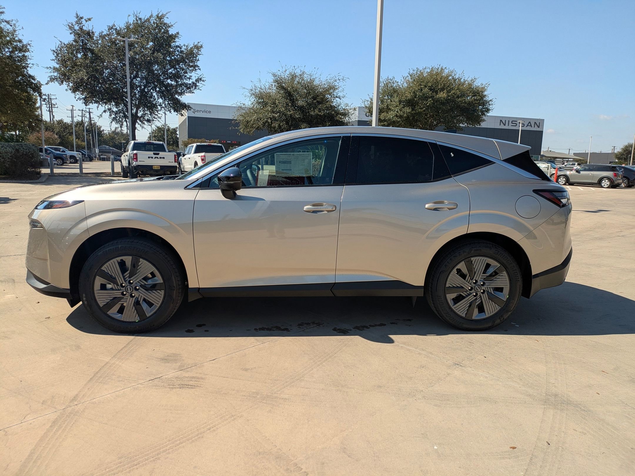 New 2026 Nissan Murano SL image 6