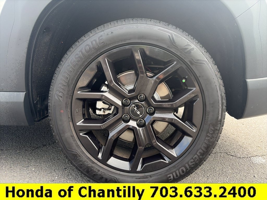 Used 2025 Honda Pilot Touring image 27