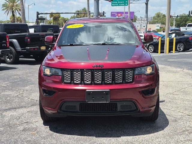 Used 2019 Jeep Grand Cherokee Altitude AWD/4WD image 2