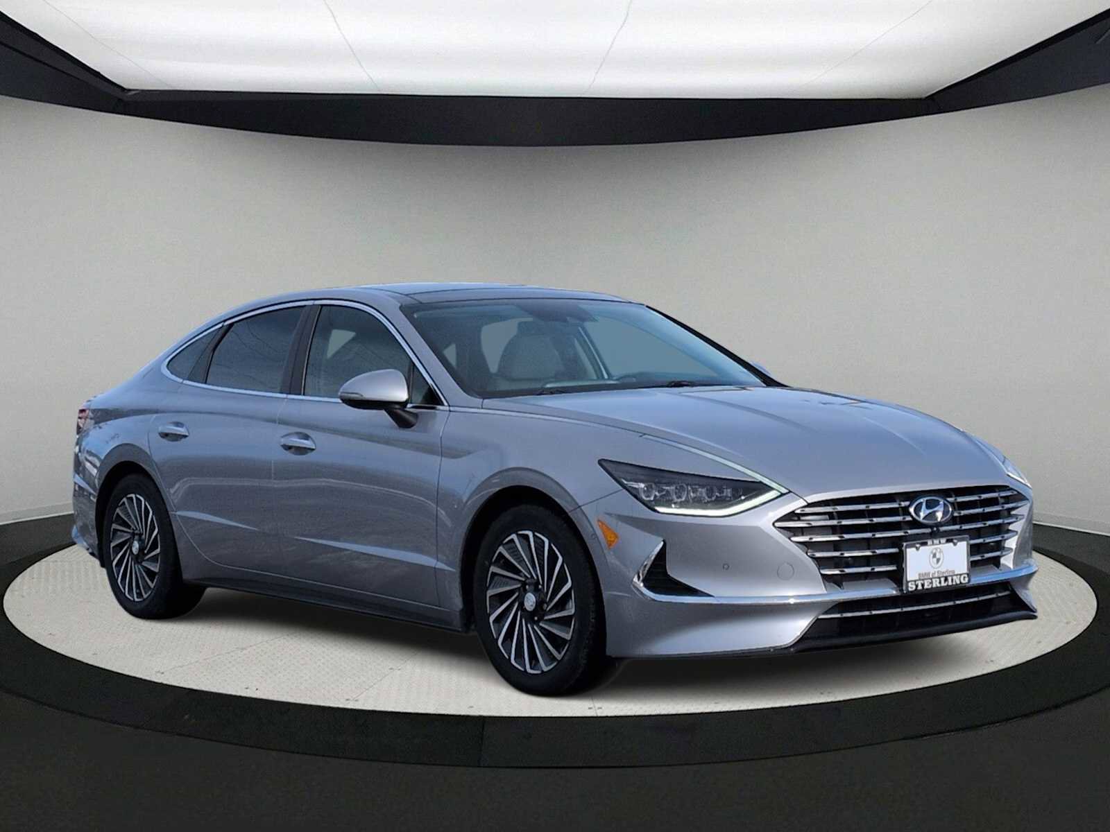 Used 2023 Hyundai Sonata Limited image 2