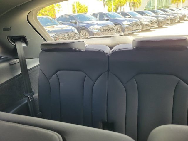 Used 2023 Audi Q7 2.0T Premium Plus w/ Convenience Package AWD/4WD image 12