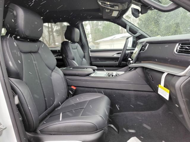 New 2026 Jeep Grand Wagoneer L Limited image 23