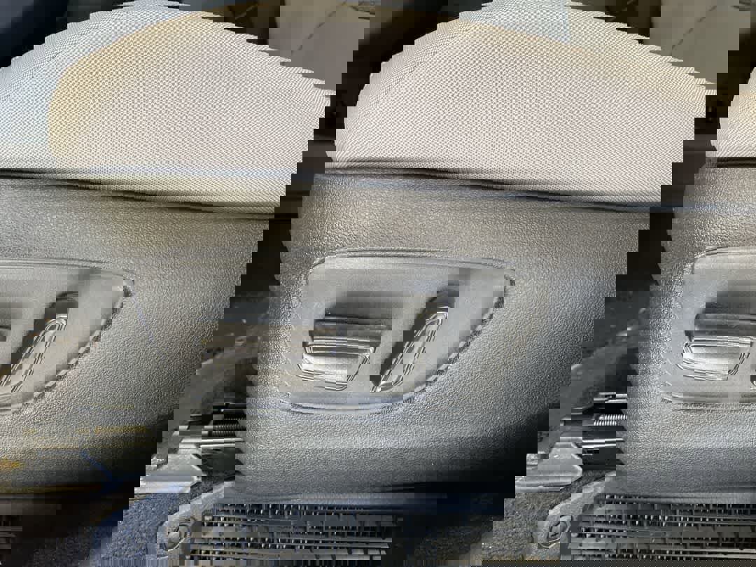 Used 2023 Toyota Sienna LE image 12