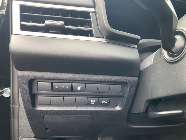 New 2025 Mitsubishi Outlander ES image 37