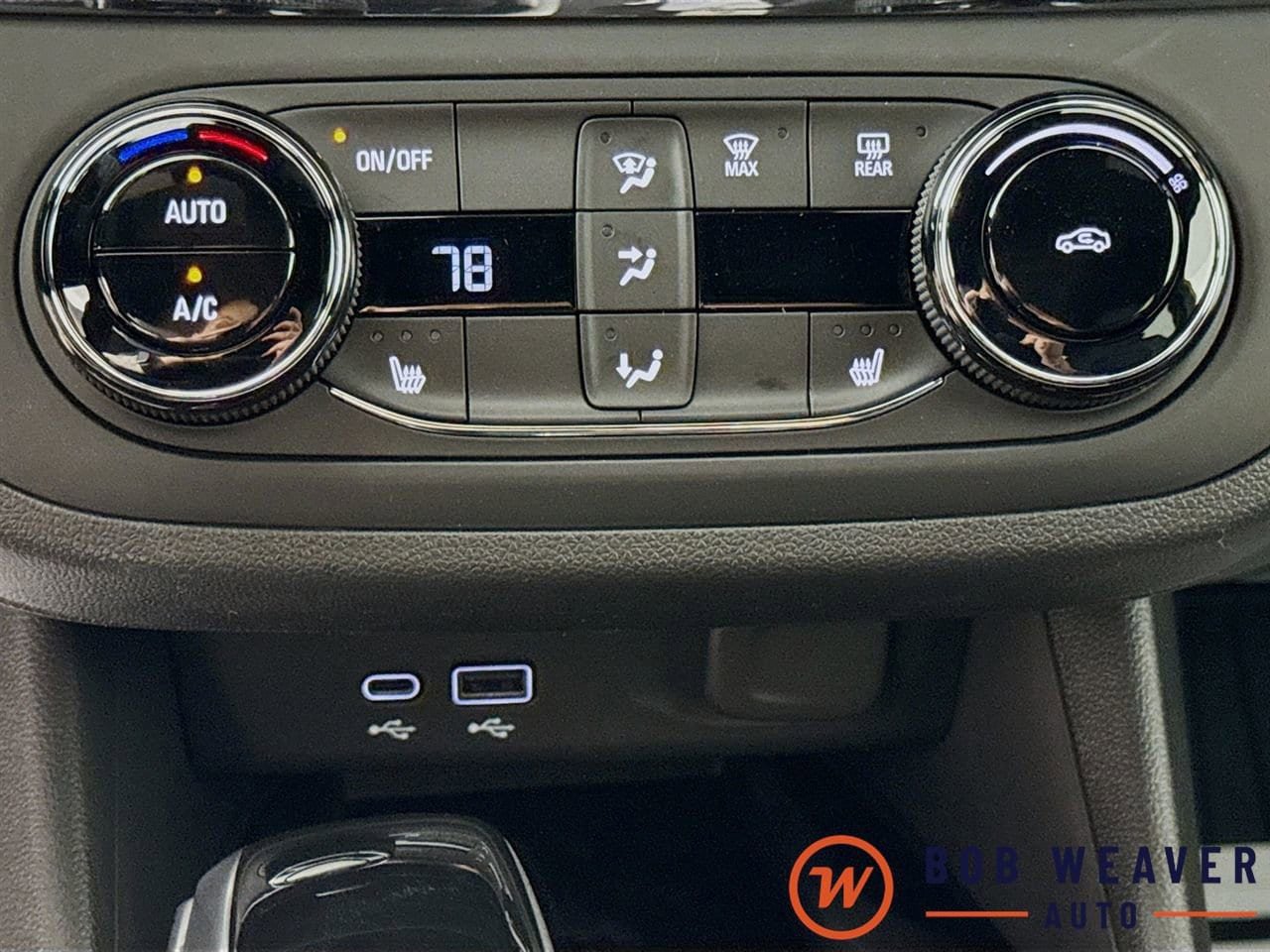 Used 2025 Buick Envista Sport Touring w/ Convenience I Package FWD image 25
