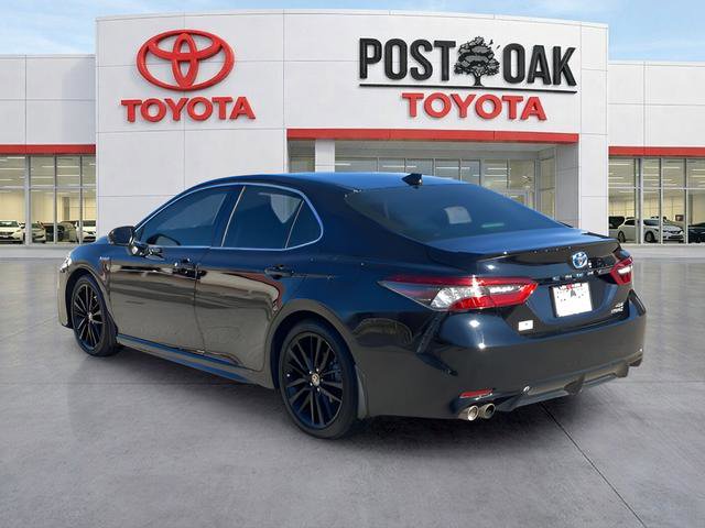 Used 2021 Toyota Camry XSE w/ Cold Weather Package image 5