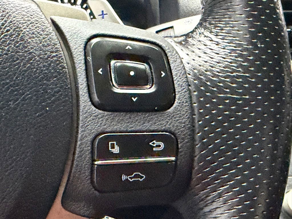 Used 2016 Lexus RC F w/ Premium Package RWD image 28