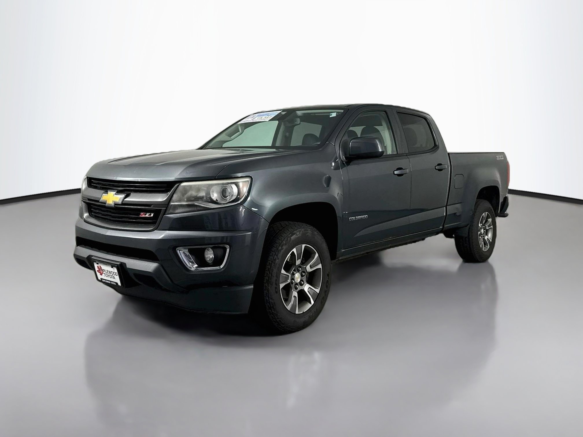 Used 2015 Chevrolet Colorado Z71 AWD/4WD image 3
