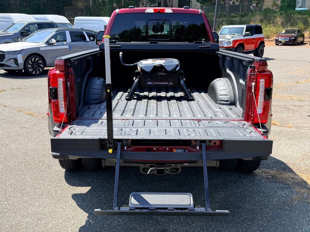 New 2026 Ford F450 King Ranch w/ FX4 Off-Road Package AWD/4WD image 36