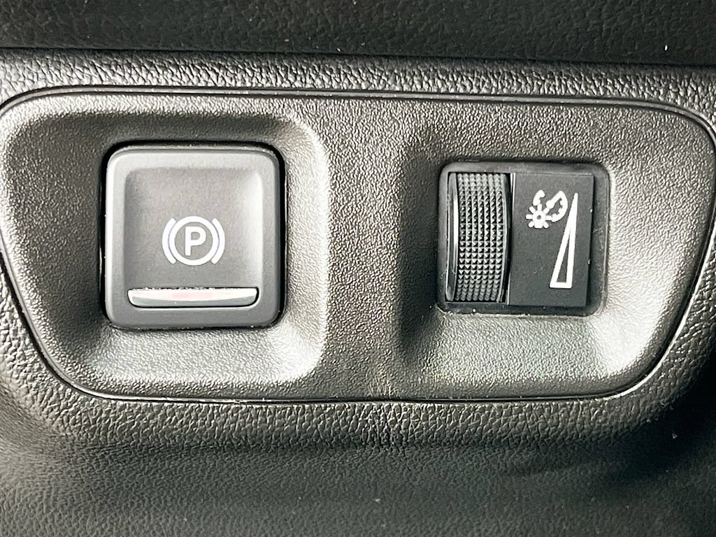 Used 2019 GMC Acadia Denali w/ Technology Package AWD/4WD image 10