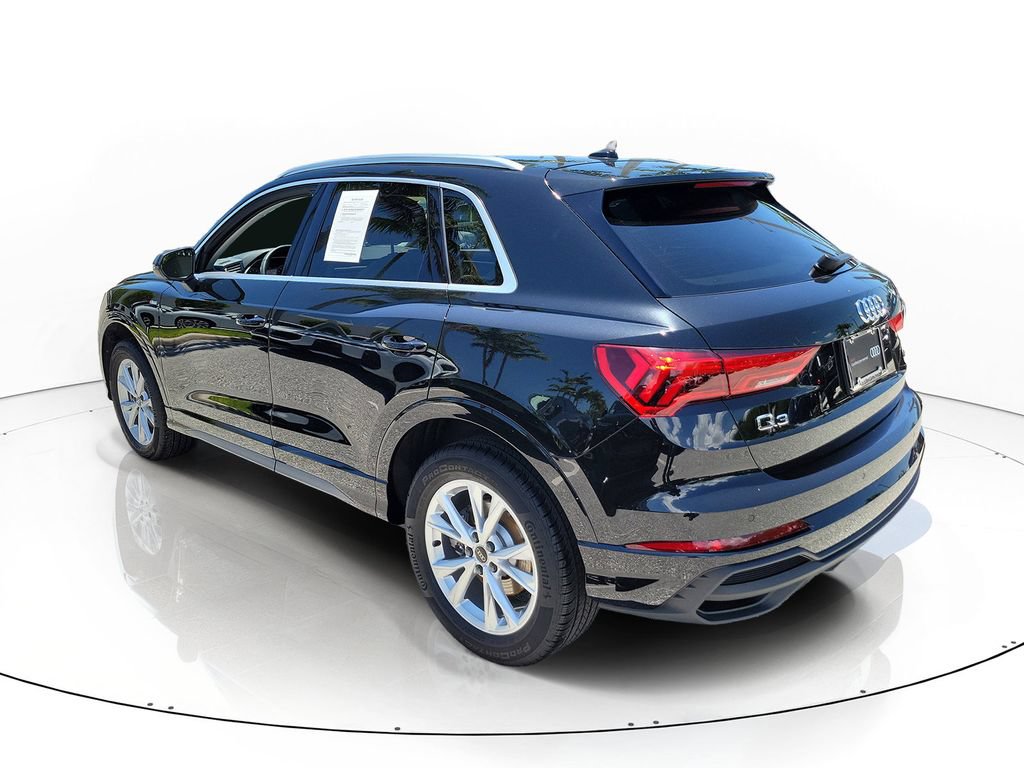Certified 2025 Audi Q3 2.0T Premium Plus w/ Premium Plus Package AWD/4WD image 3