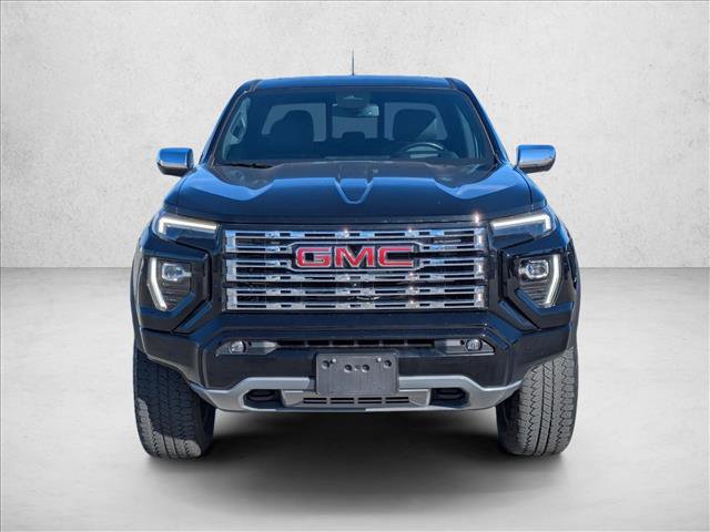 Used 2023 GMC Canyon Denali image 2