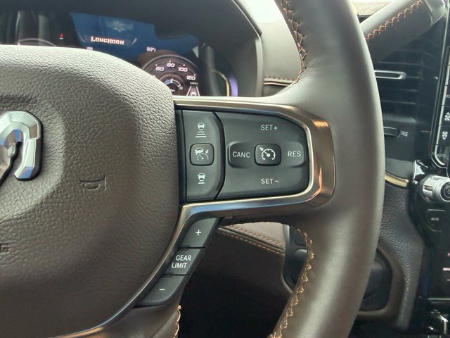 Used 2026 RAM 2500 Limited AWD/4WD image 21