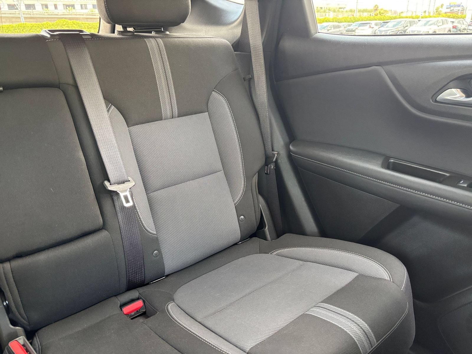 Used 2025 Chevrolet Blazer LT FWD image 33