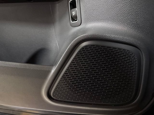 Used 2025 Mercedes-Benz GLB 250 image 23