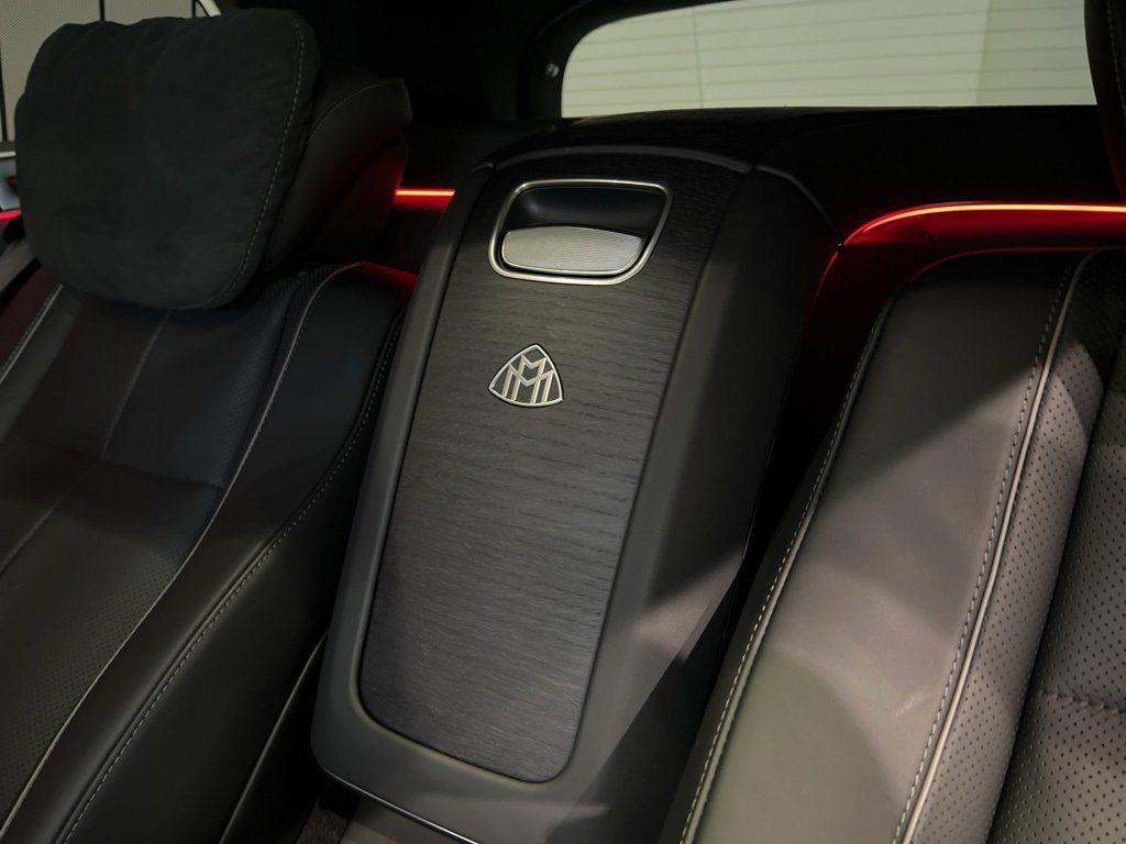 Used 2021 Mercedes-Benz Maybach GLS 600 4MATIC image 43