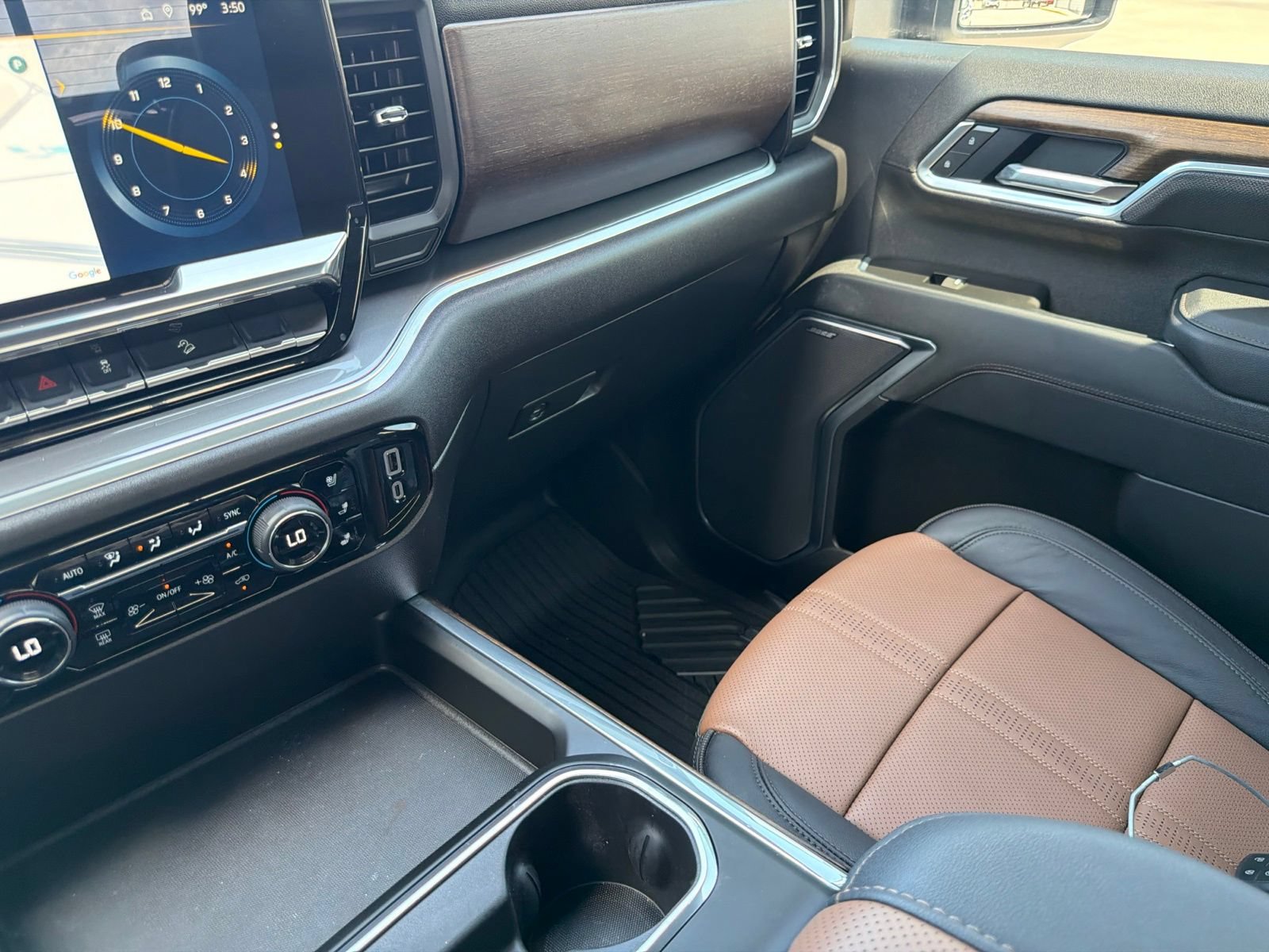 Used 2026 Chevrolet Silverado 2500 High Country w/ High Country Premium Package AWD/4WD image 38