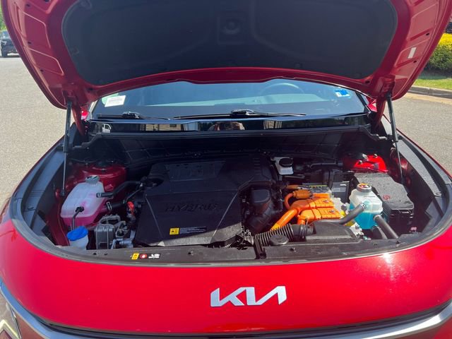 Used 2023 Kia Niro SX Touring FWD image 20