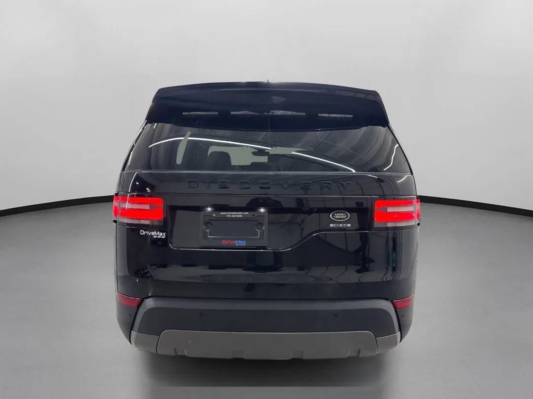 Used 2020 Land Rover Discovery HSE image 8