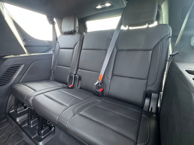 Used 2021 Chevrolet Tahoe LT w/ Luxury Package AWD/4WD image 18