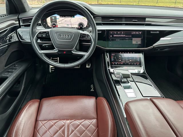 Used 2021 Audi S8 L image 20