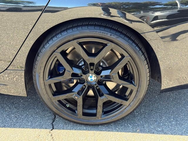 Used 2025 BMW 330i Sedan w/ M Sport Package image 14