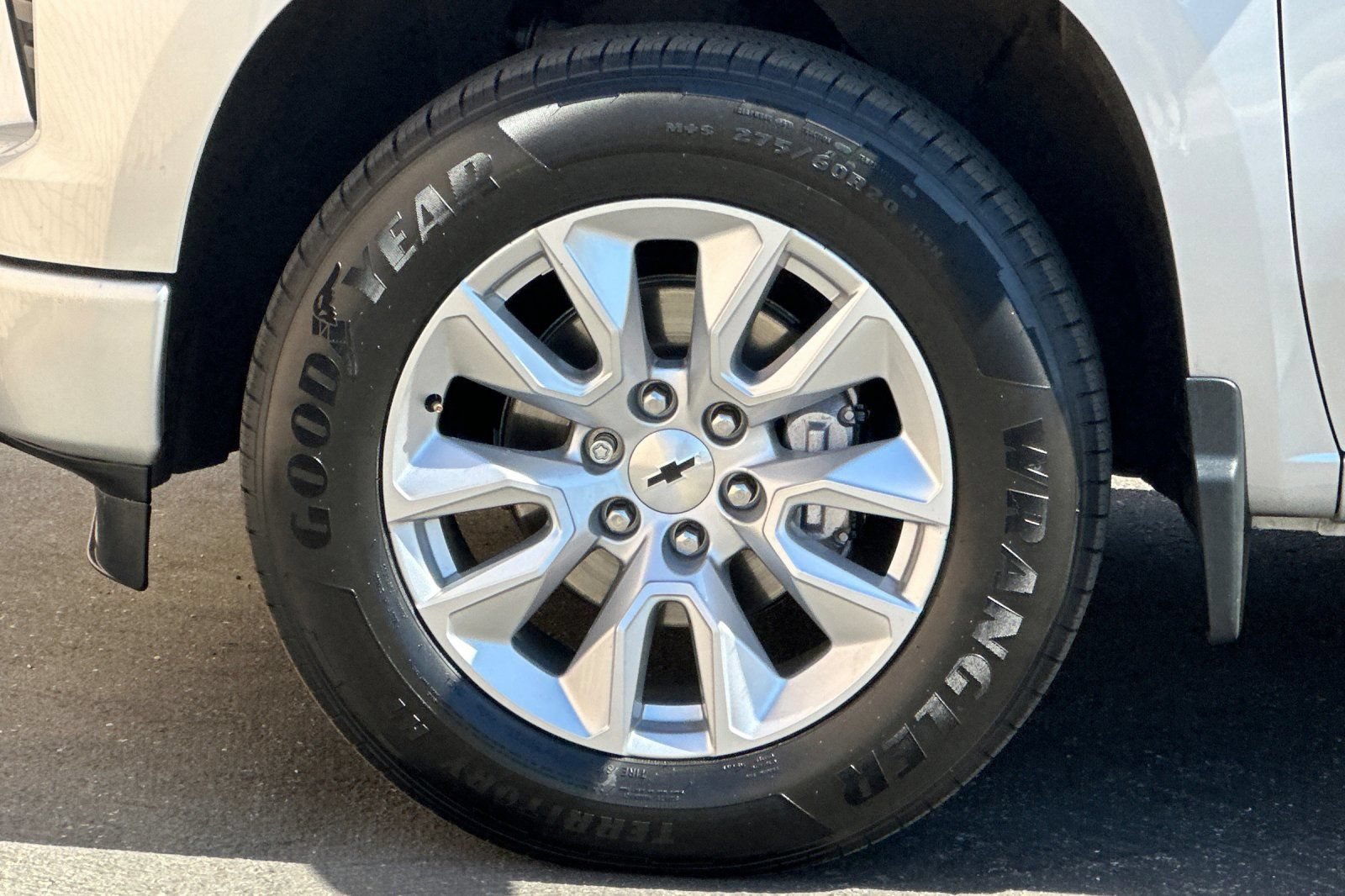 Certified 2022 Chevrolet Silverado 1500 Custom RWD image 26