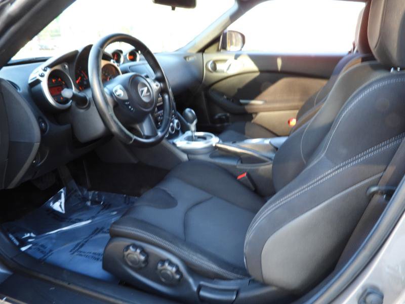 Used 2016 Nissan 370Z Coupe image 27