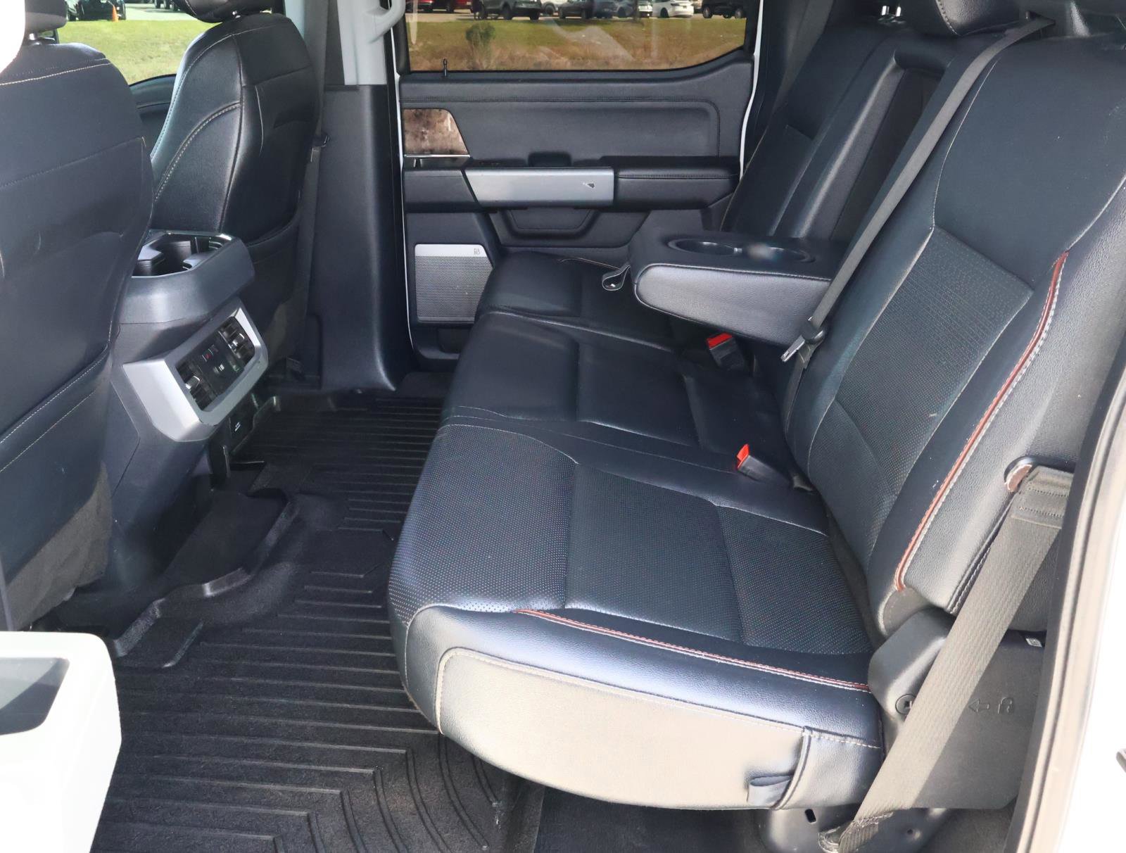 Used 2023 Ford F250 Lariat w/ Lariat Ultimate Package AWD/4WD image 22